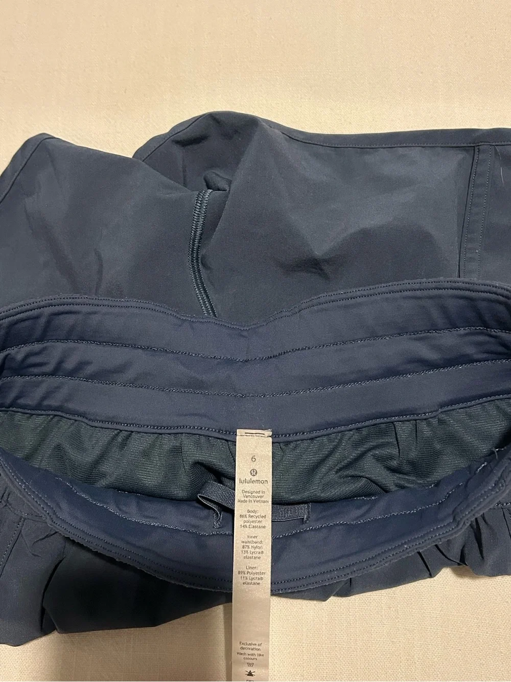 Lululemon Tracker Short 4” Size 6: Iron Blue